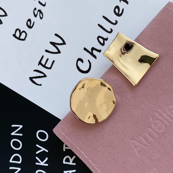 Geometrical shape earrings - Picture 1 of 1